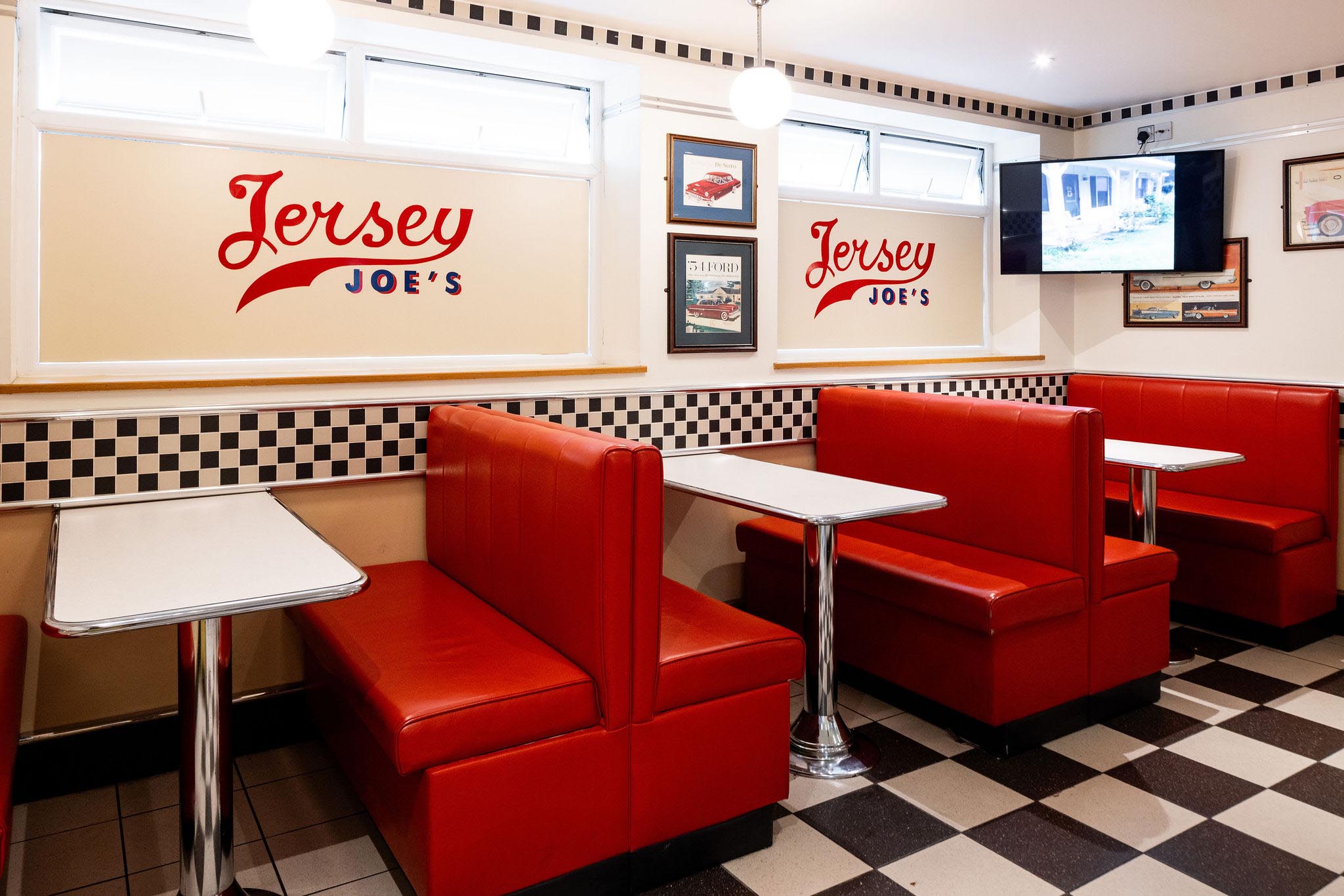 Jersey Joe's Interior