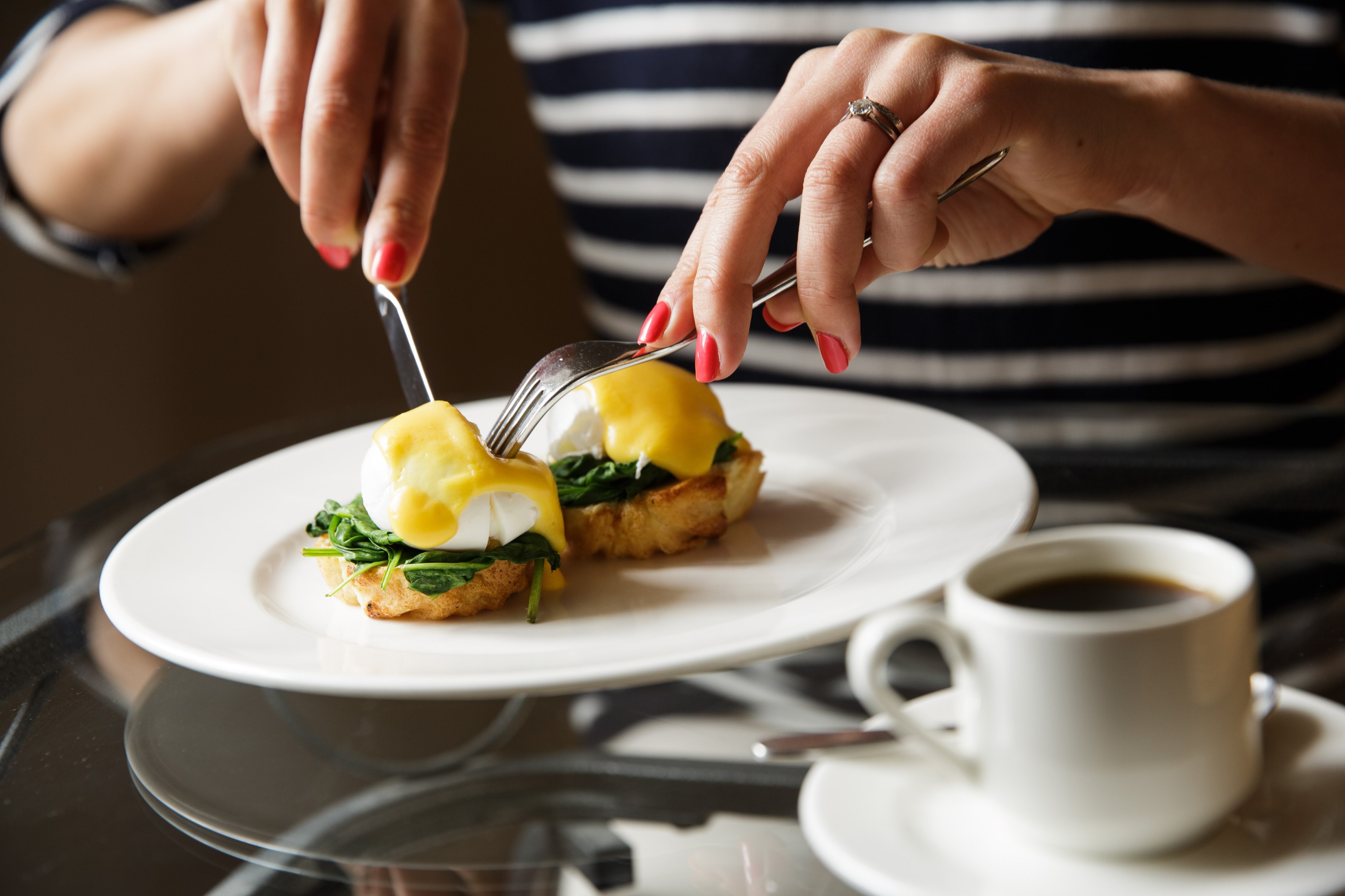 Bedroom BREAKFAST EGGS